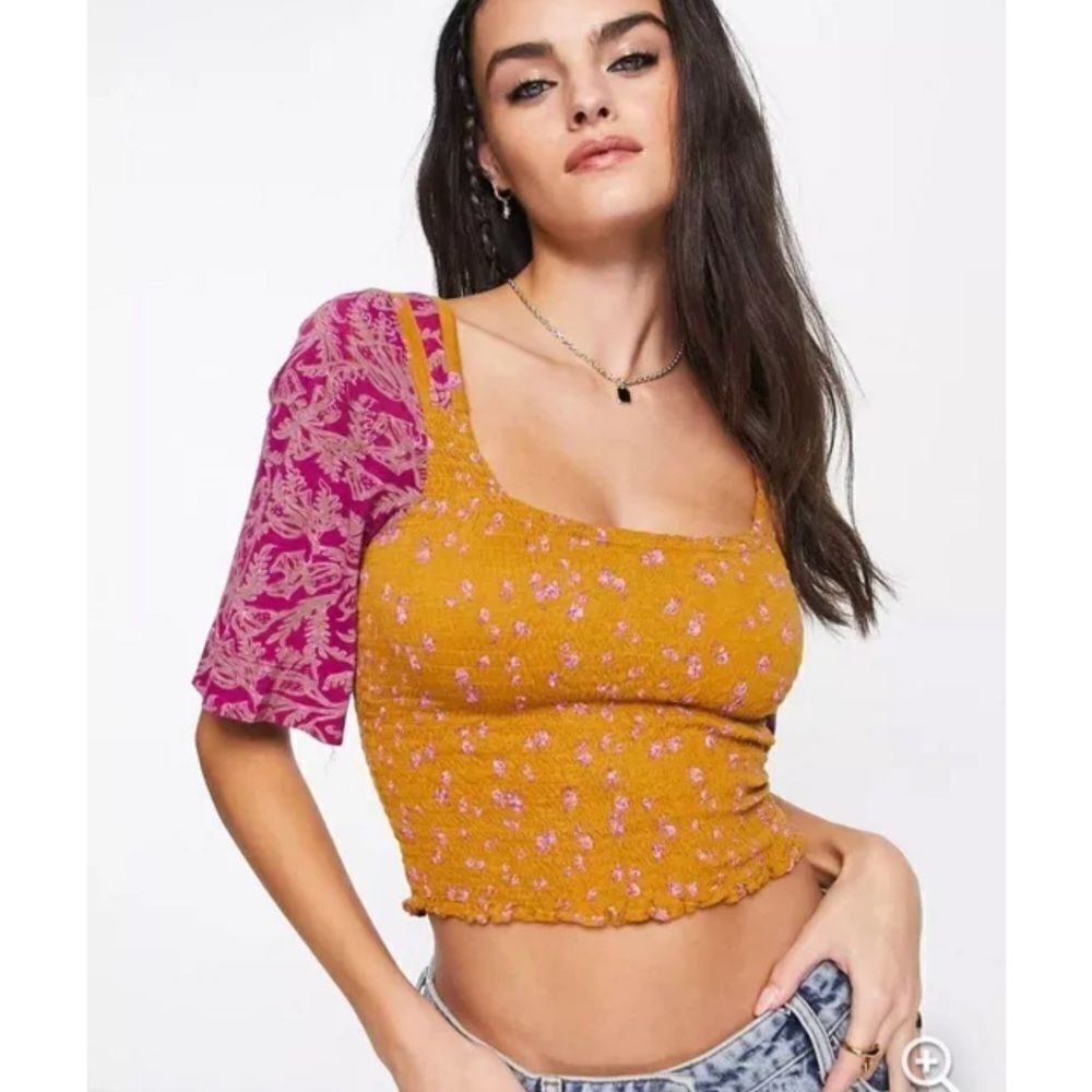 Free People
Marigold Square Neck Contrast Short Sleeve Floral Print Smocked Top